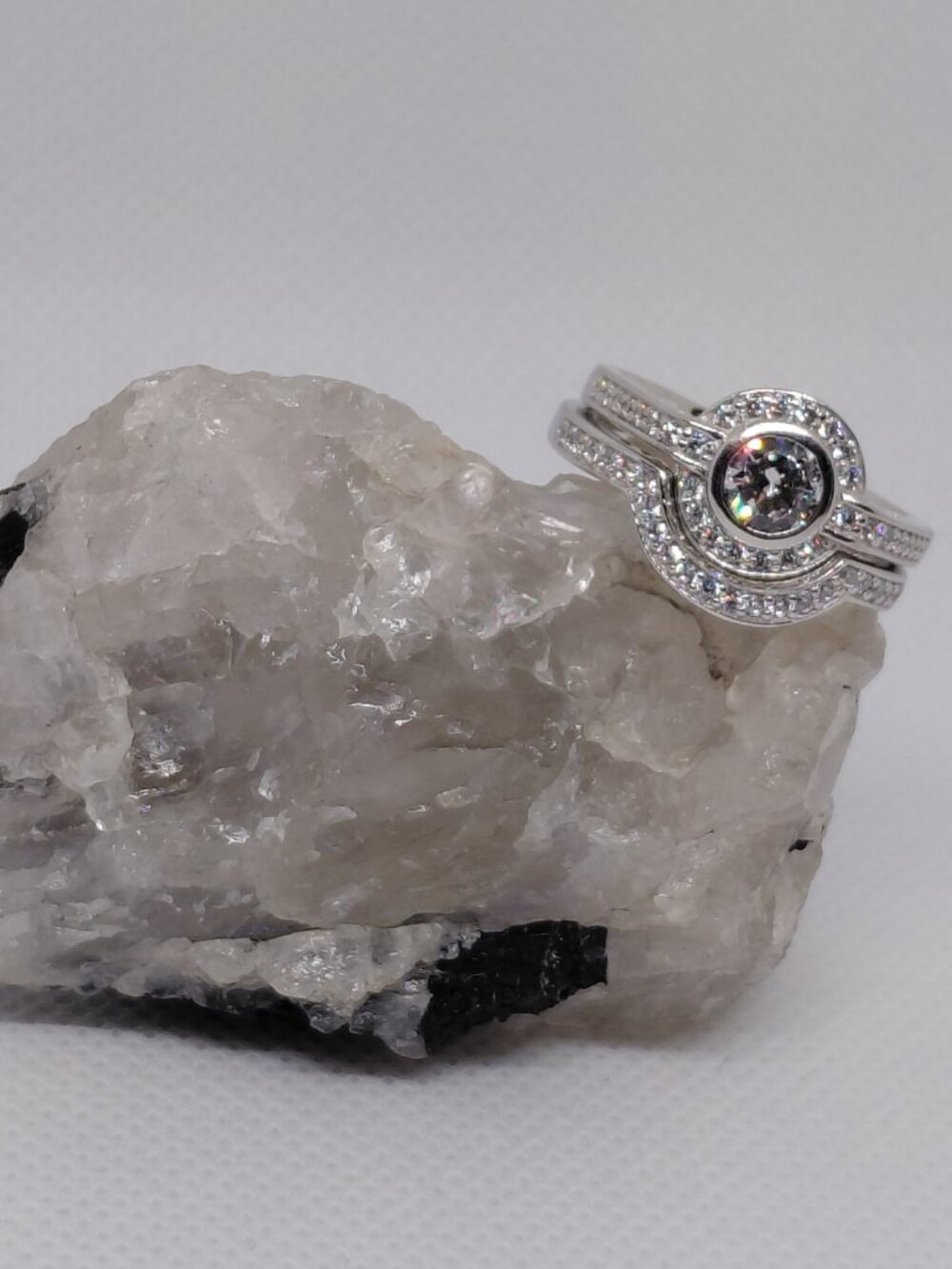 Sterling Silver Travel Bridal Set - Bezel Solitaire & Halo Ring Jacket - Size 9 - Picture 4 of 10